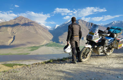 kirghizistan-tajikistan-pamir-wakhan-corridor-valley-afghanistan-silk-road-vie-della-seta-exclusive-motorbike-tour-adventure-exmo-tours-exclusive-motorcycle-tours